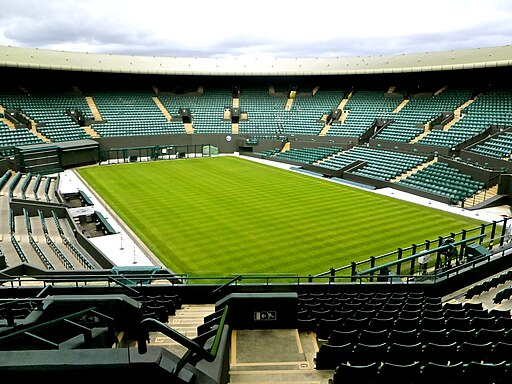 Wimbledon Court 1.Photo by Me3154a CC BY-SA 4.o via Wikimedia Commons No 1 Court Wimbledon without spectators
